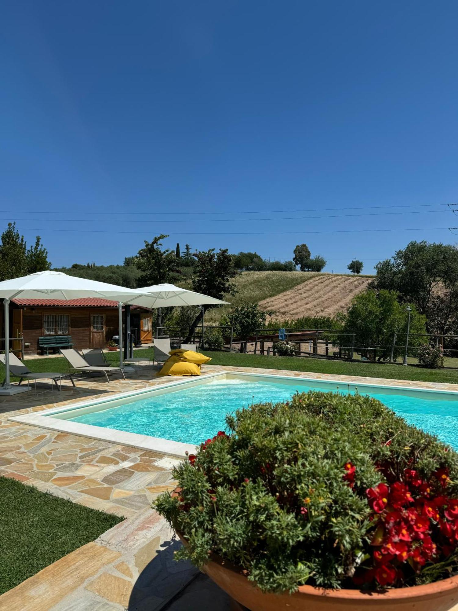 Montenovo Country House Ostra Vetere 외부 사진