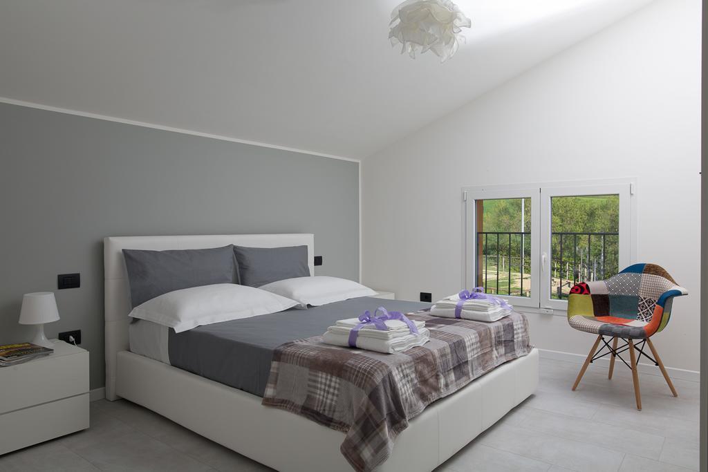 Montenovo Country House Ostra Vetere 외부 사진