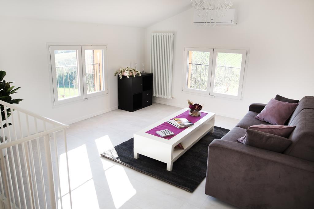 Montenovo Country House Ostra Vetere 외부 사진