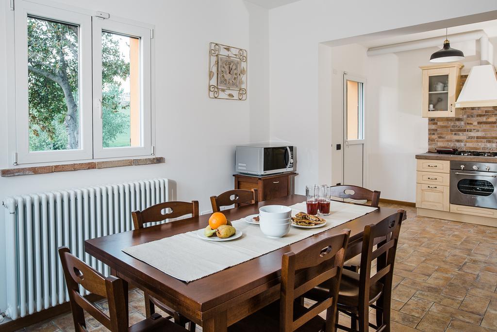 Montenovo Country House Ostra Vetere 외부 사진
