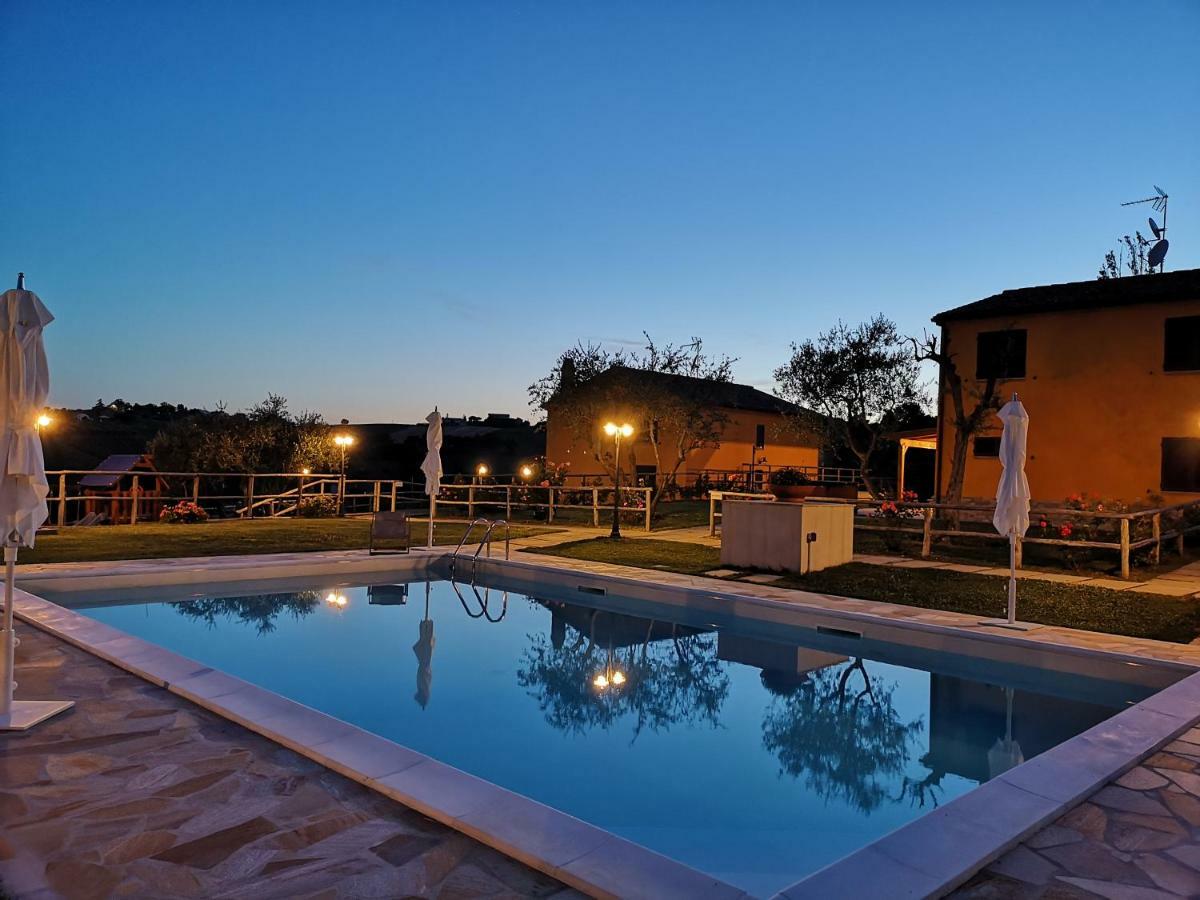 Montenovo Country House Ostra Vetere 외부 사진